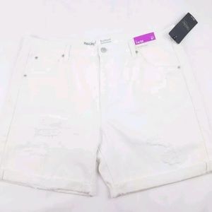 Boyfriend 6" Distressed Destroyed Denim Shorts